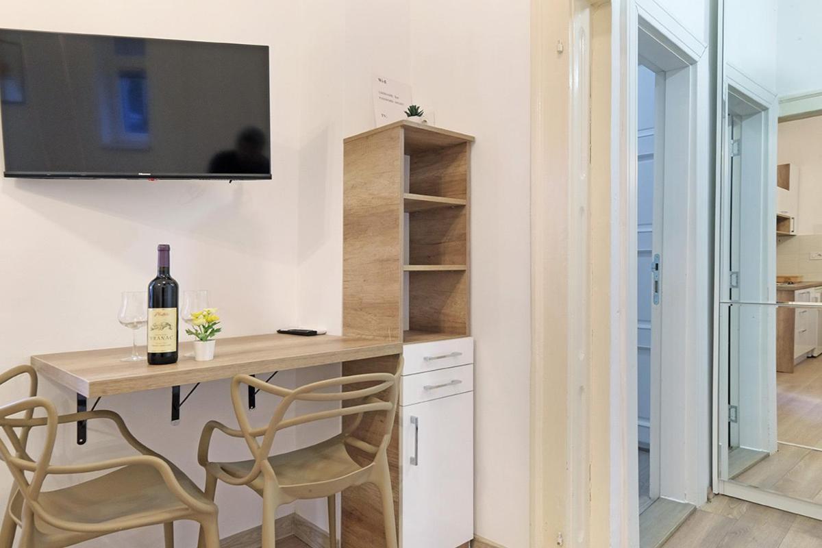 Ikar Apartments بلغراد الغرفة الصورة