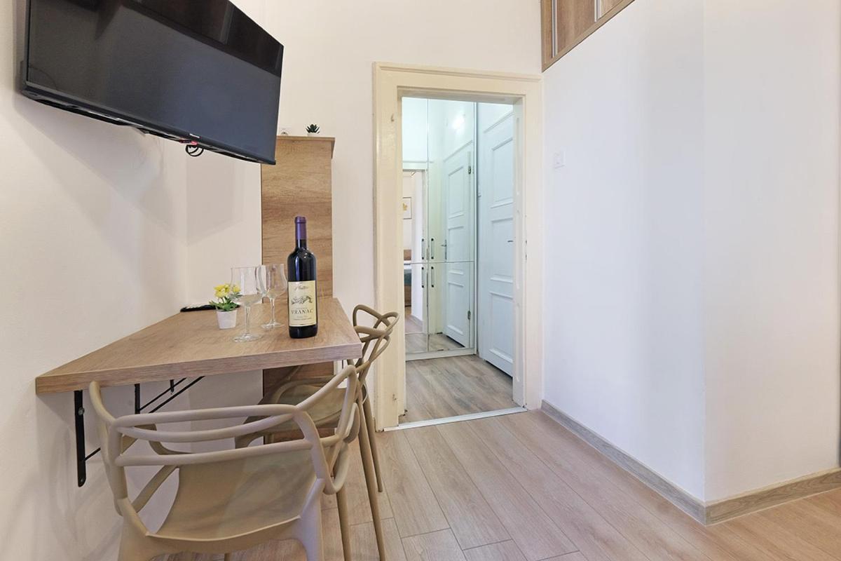 Ikar Apartments بلغراد المظهر الخارجي الصورة